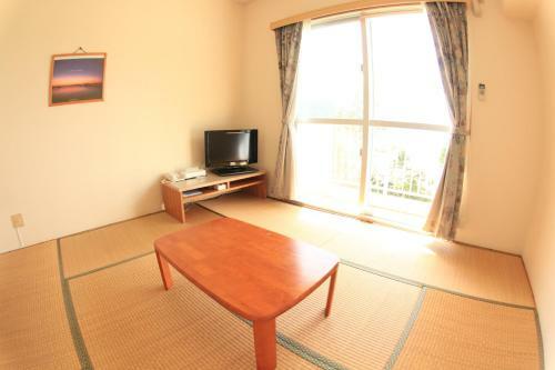 Hotel Tokashiku Marine Villege