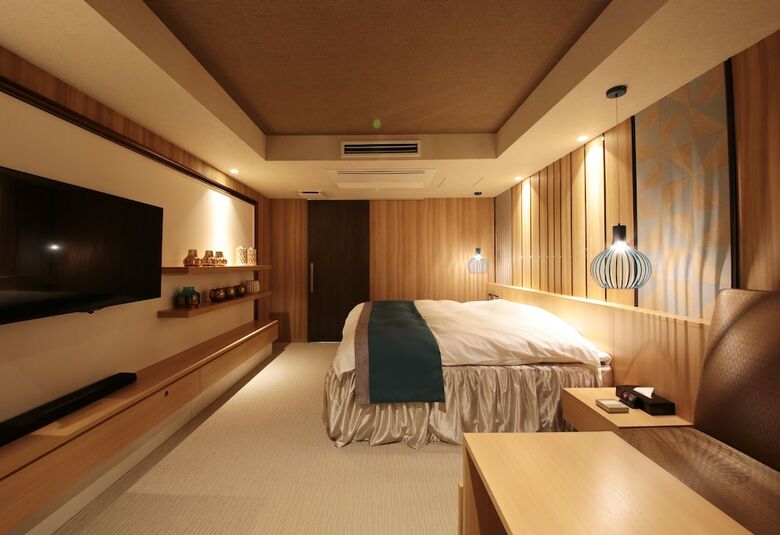 N Hotel
