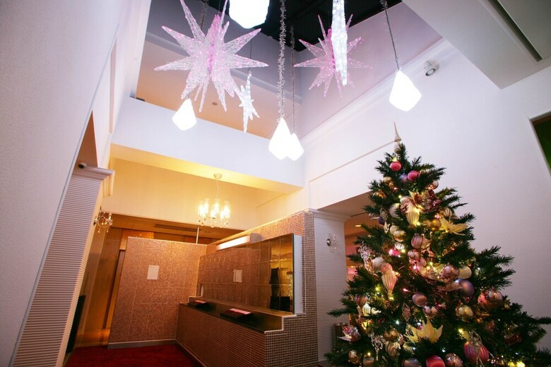 Hotel Christmas Numazu (Love Hotel)