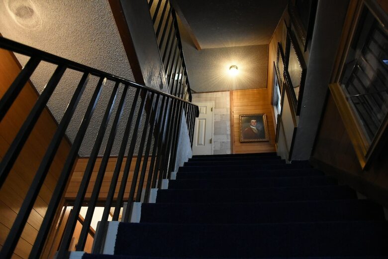 Expected Inn