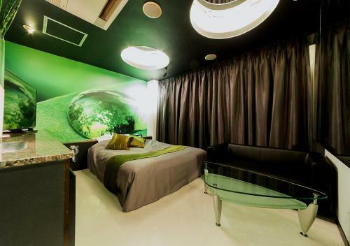 Hotel One Eight (Adult Only)
