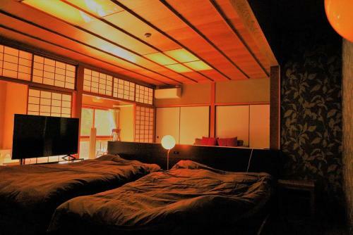 Hotel Okutsuhotspa Ikedayakajikaen
