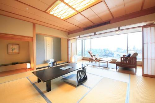 Shitakirisuzumeno Oyado Hotel Isobe Garden