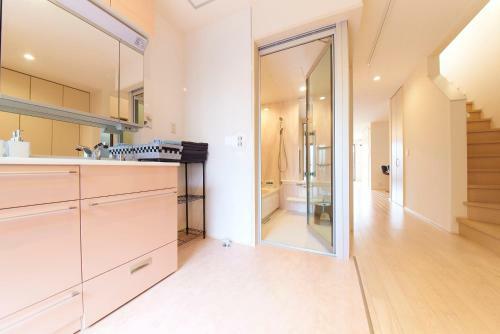 Villa Kyoto River Side Modern House