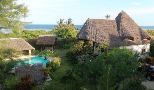 Coast Sun Gardens Cottage