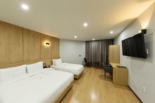Notte La Mia Hotel