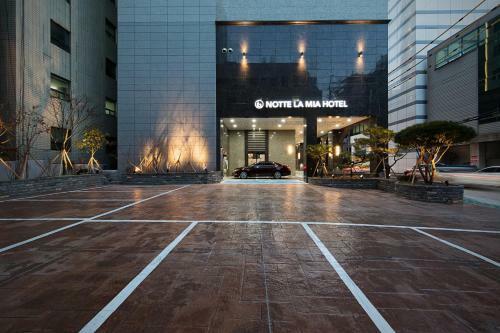 Notte La Mia Hotel