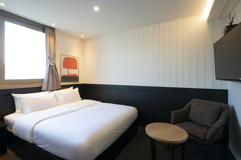 No. 25 Signature Hotel Daecheong