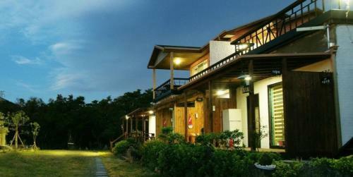 Gotjawal Geomunoreum Pension