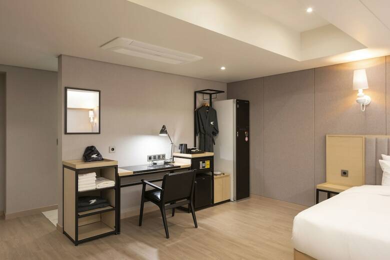 Hound Hotel Yeonsan