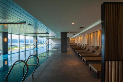 Hotel Tops 10