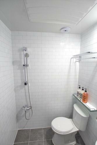 Hostal Incheon Airport Yj Guesthouse