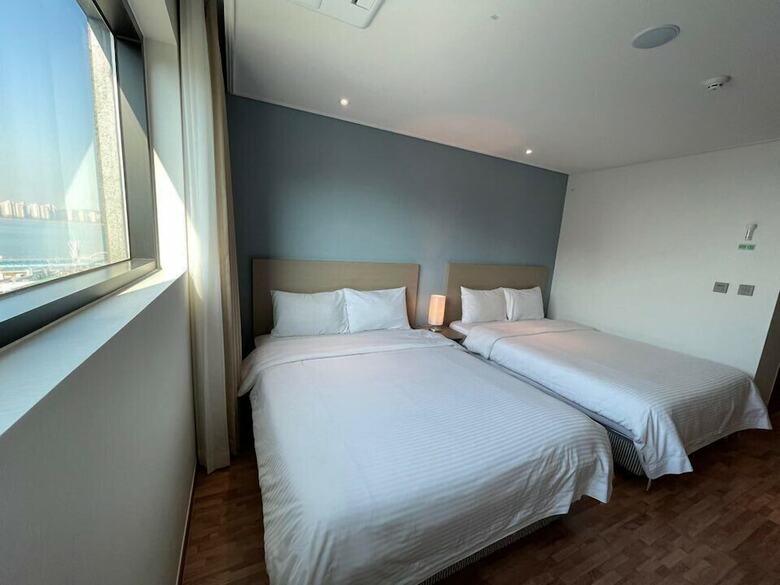 Sea Moon Tourist Hotel
