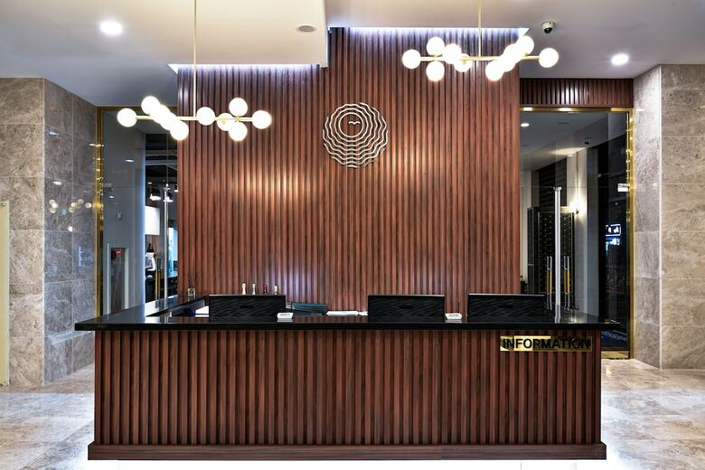 Sea Moon Tourist Hotel