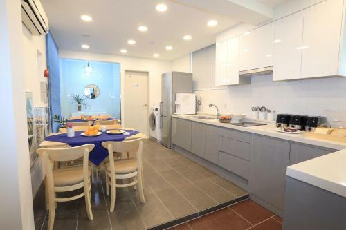 Maison Mini Hotel & Guesthouse