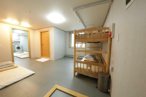 Hostel Familie Busan Station