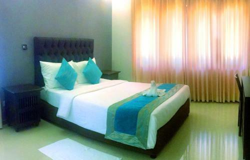 Forever City Hotel