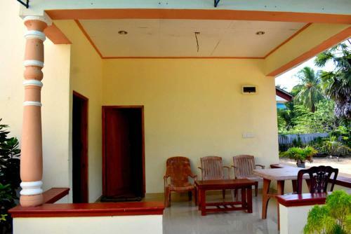 Hostal Yaswi Guest House