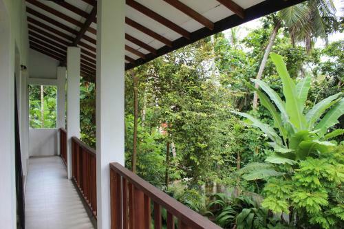 Hostal Bentota Gunas Guest House