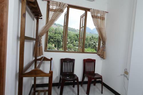 New Crystal Hill Hotel