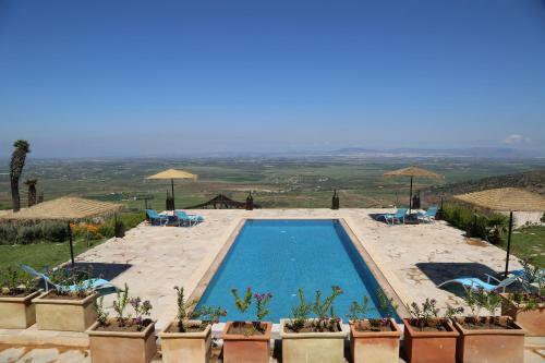 Bed & Breakfast Dar El Mandar - Ferme & Table D'h�te Berb�re