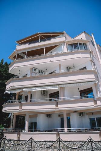 Grand Apartments - Velika Pla?a