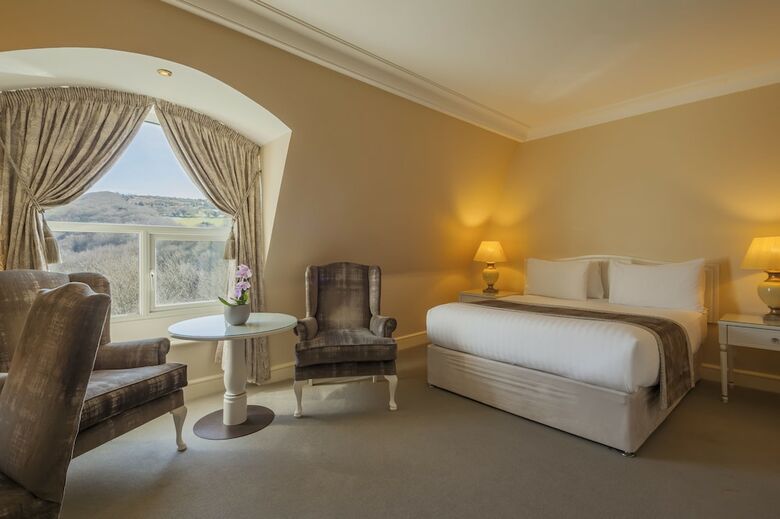 The Glenview Hotel & Leisure Club