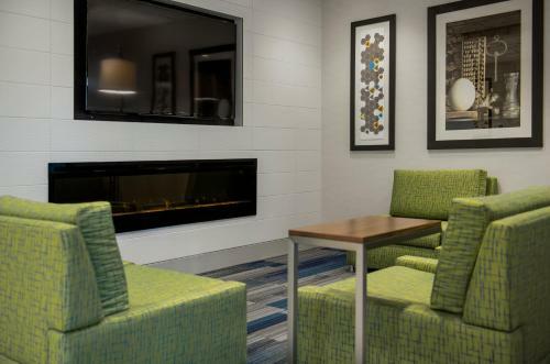 Hotel Holiday Inn Express Airdrie