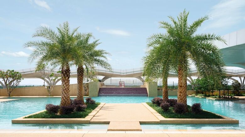 Movenpick Hotel & Convention Centre Klia