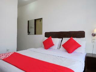 Oyo 619 Grand City Hotel 2
