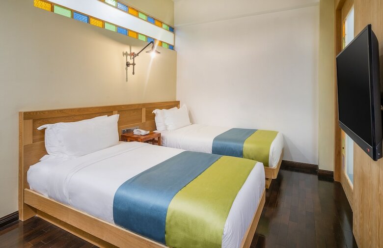 Treasures Hotel And Suites