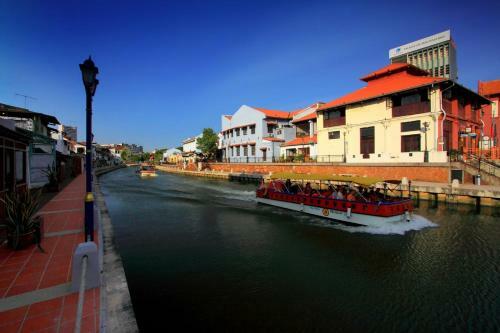 Hotel The Shore Residence Tower @ Melaka River