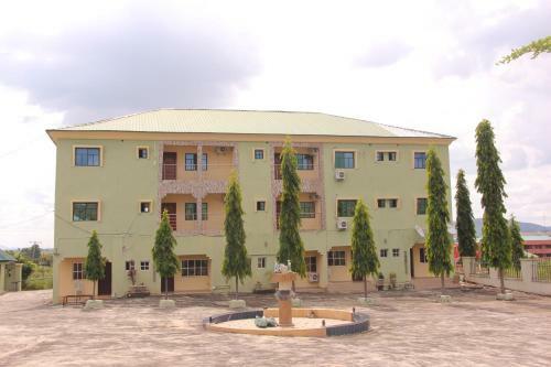 Alama Hotel & Resort