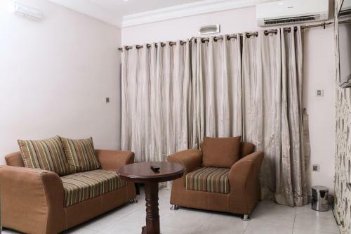 Hotel House 57 Oyetan