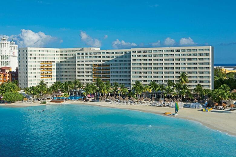 Hotel Dreams Sands Cancun Resort & Spa