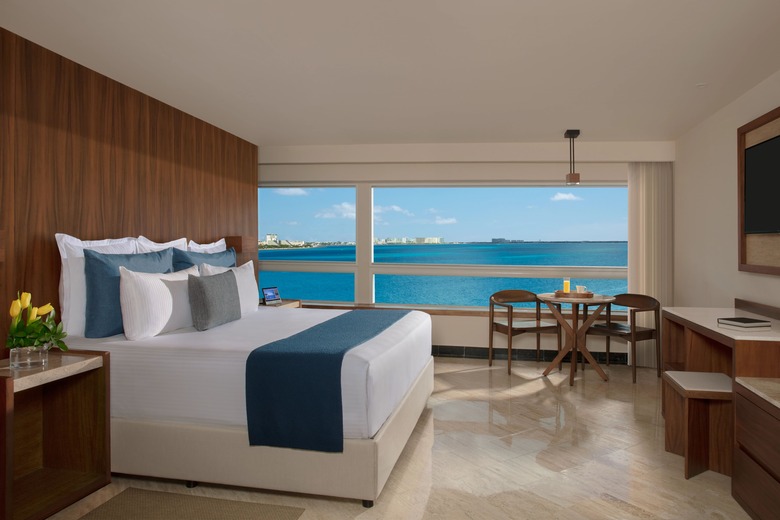 Hotel Dreams Sands Cancun Resort & Spa