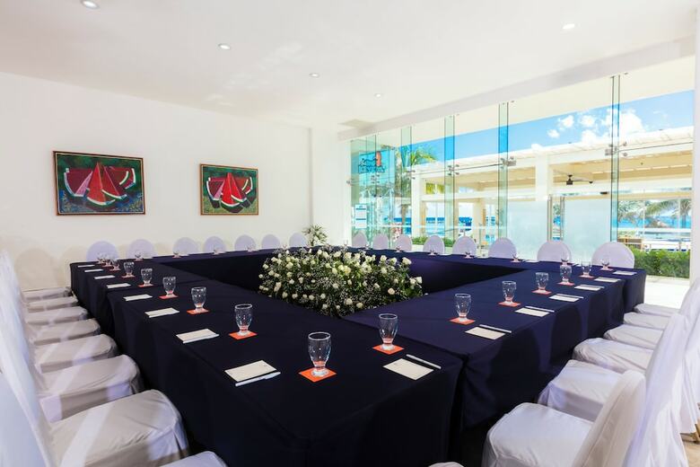 Hotel Krystal Canc�n
