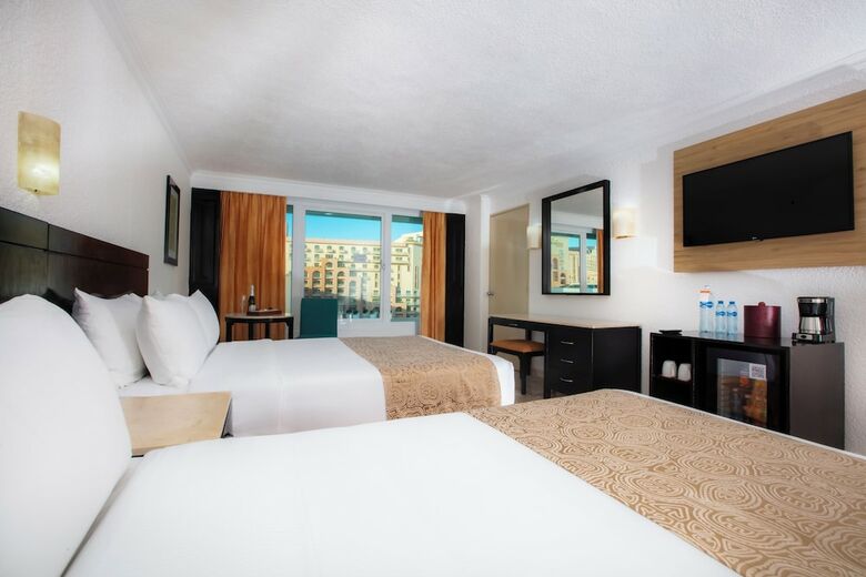 Hotel Krystal Canc�n