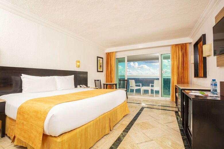 Hotel Krystal Canc�n