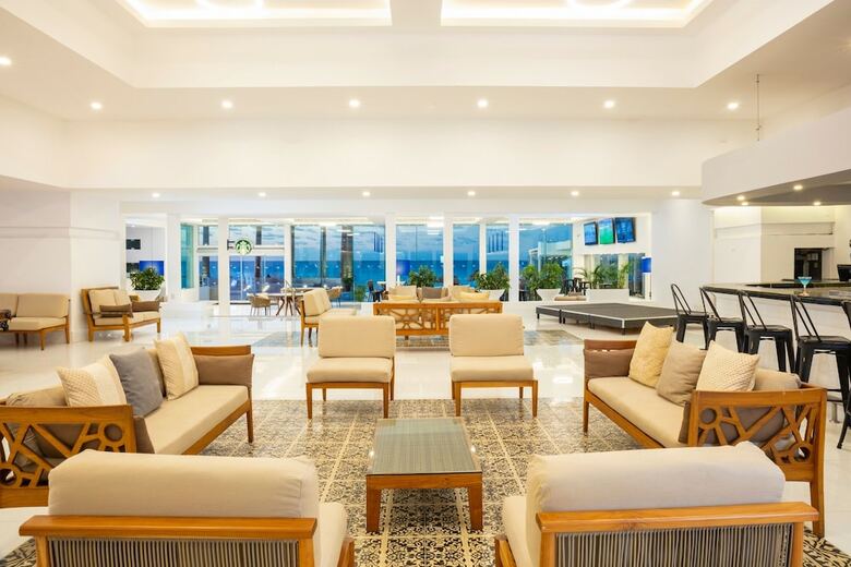 Hotel Krystal Canc�n