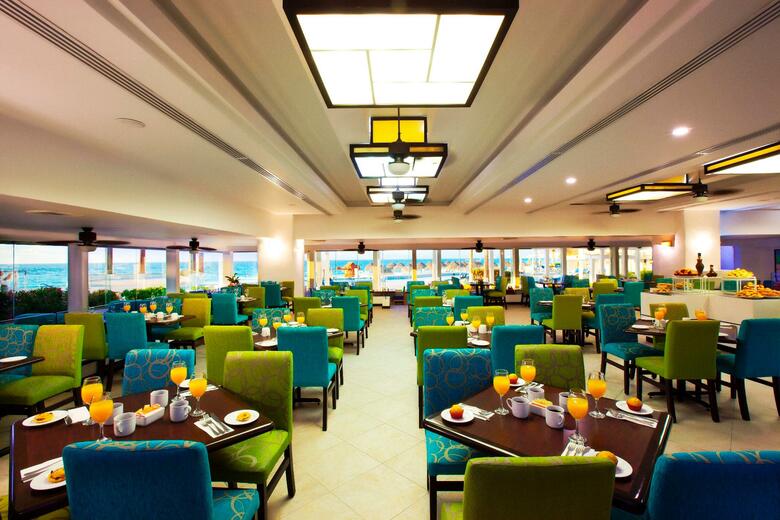 Hotel Krystal Canc�n