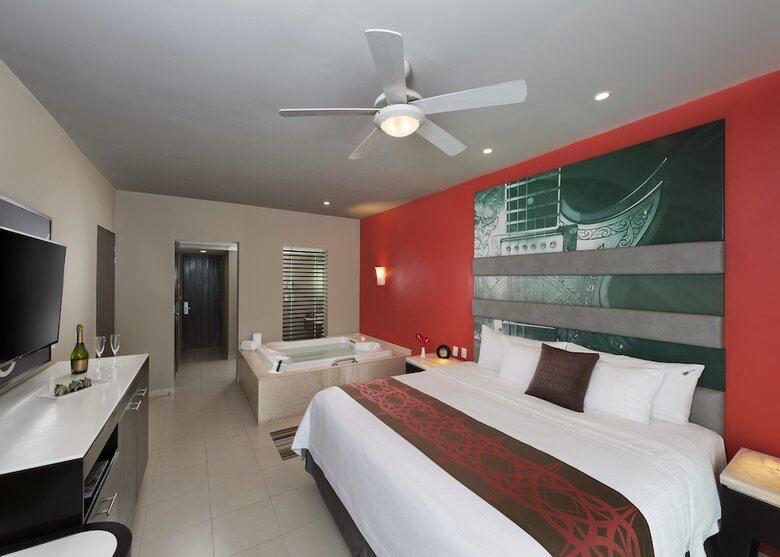 Hard Rock Hotel Vallarta