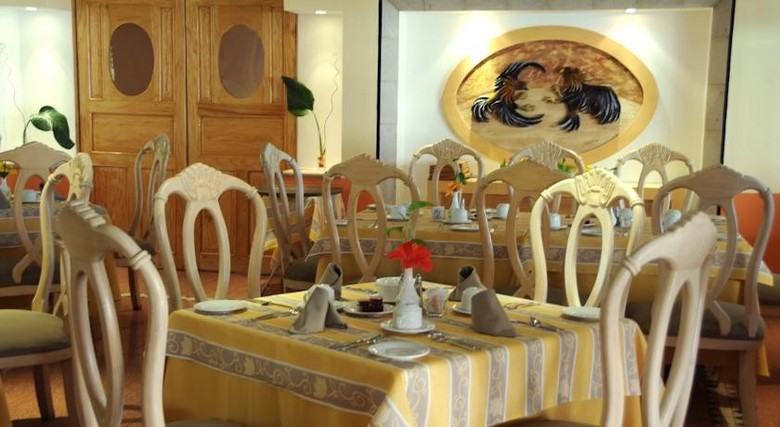 Hotel Golden Crown Paradise