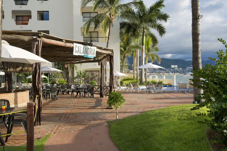Hotel Plaza Pelicanos Grand Beach Resort