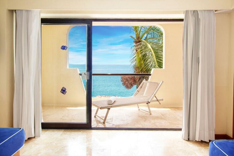 Hotel Plaza Pelicanos Grand Beach Resort
