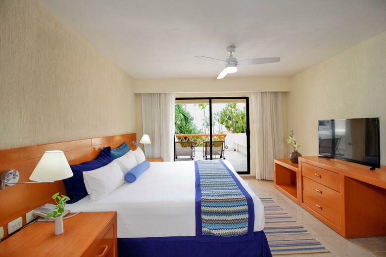 Hotel Plaza Pelicanos Grand Beach Resort