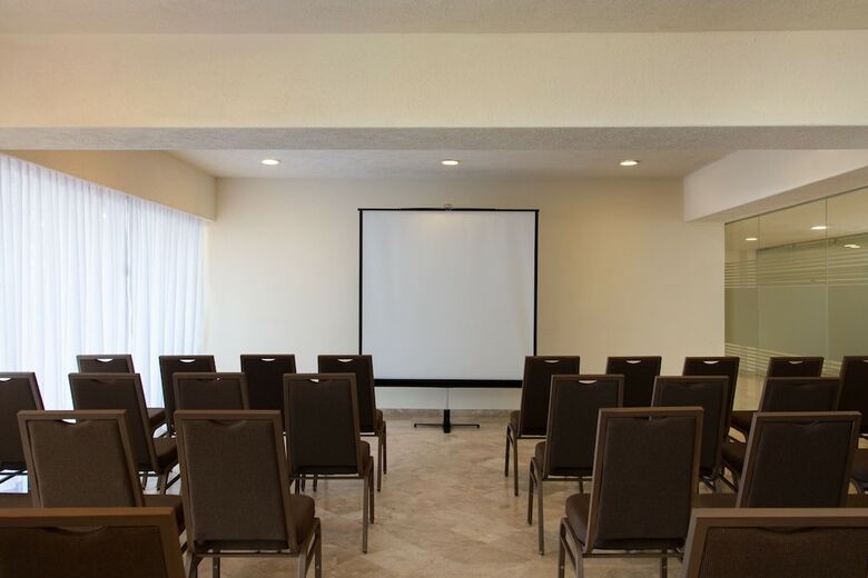 Hotel Sheraton Buganvilias Resort And Convention Center