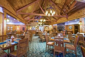 Hotel Crowne Plaza Lake Placid Resort