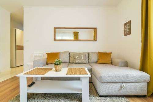 Ltc Apartments Malczewskiego Centrum