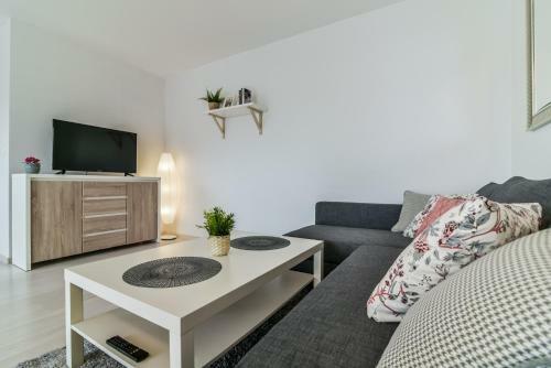 Ltc Apartments Malczewskiego Centrum
